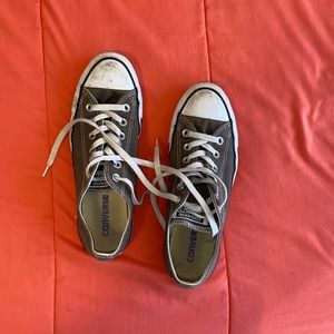 ❤️4/$25 dark gray converse❤️